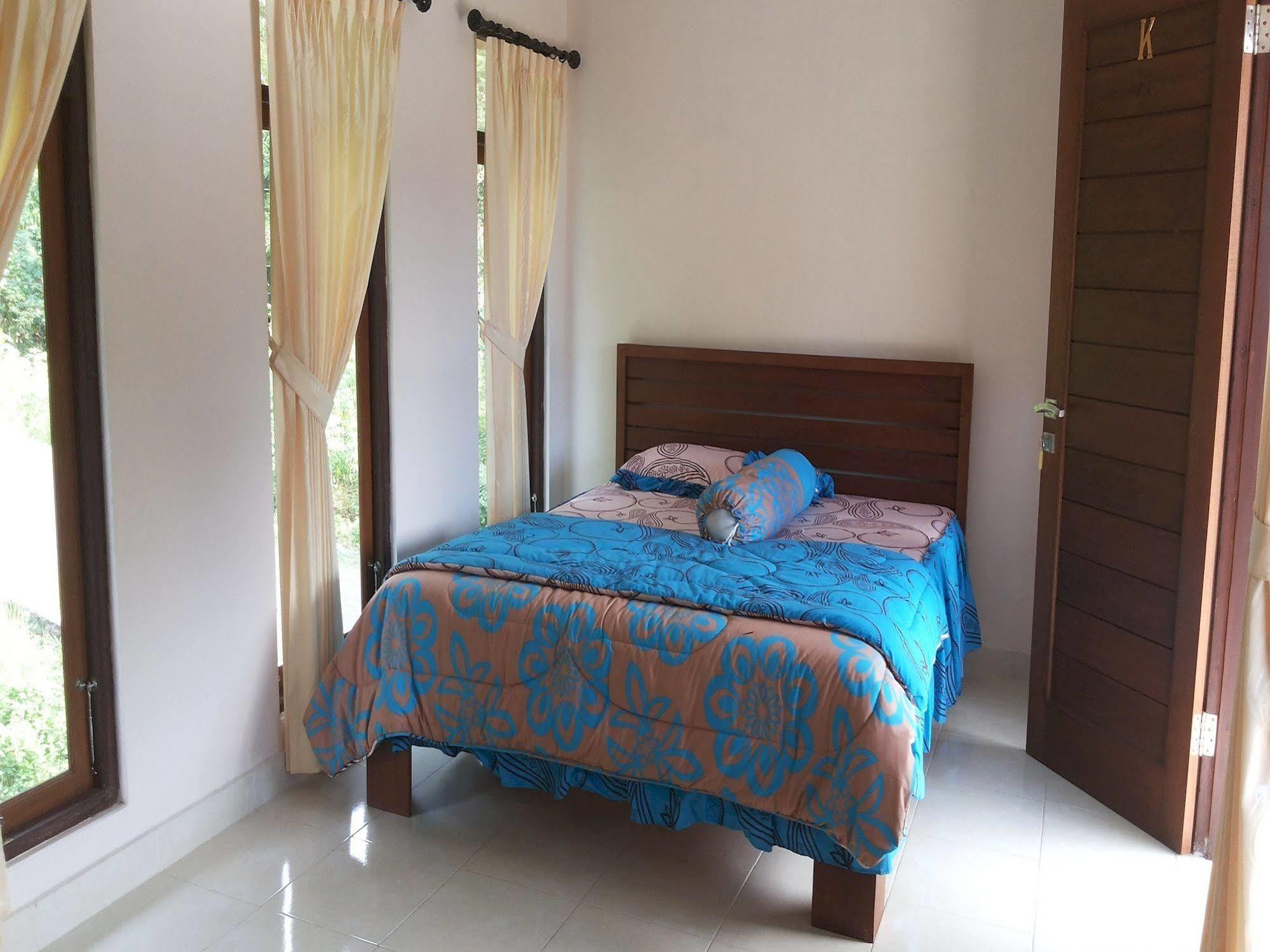 Star East Bungalows Amed  Ngoại thất bức ảnh