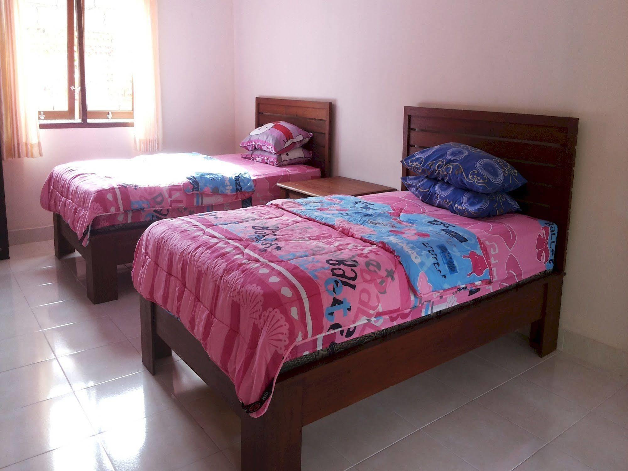 Star East Bungalows Amed  Ngoại thất bức ảnh