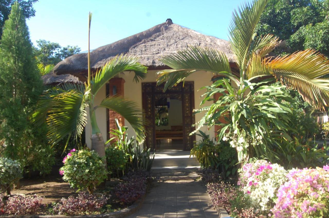 Star East Bungalows Amed  Ngoại thất bức ảnh